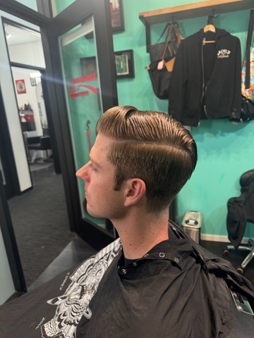 Classic Men's Scissor Cut